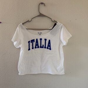 Brandy melville white Robyn italia top